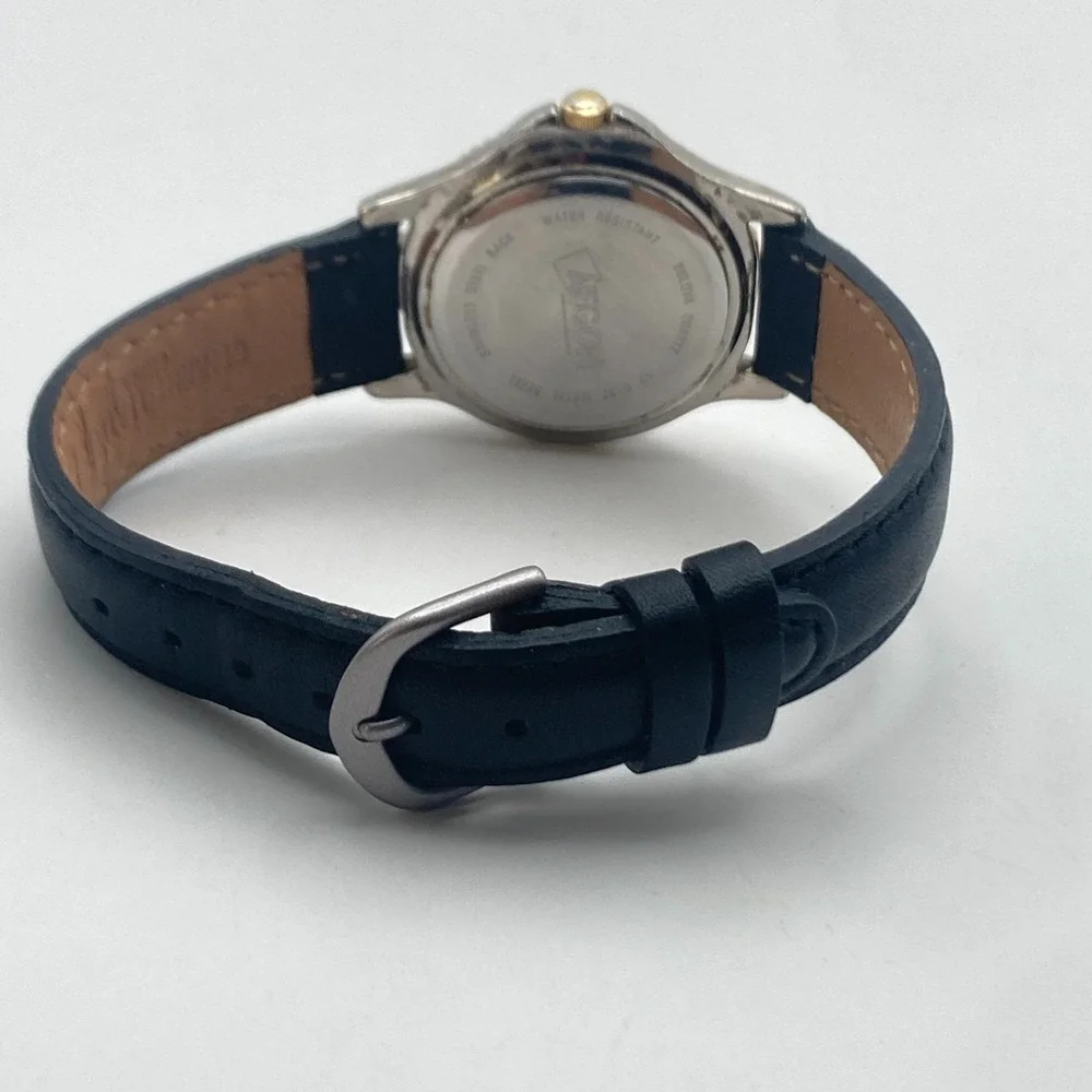 Caravelle by Bulova Women's Watch 29mm Silver Tone Blue Dial Date New Battery